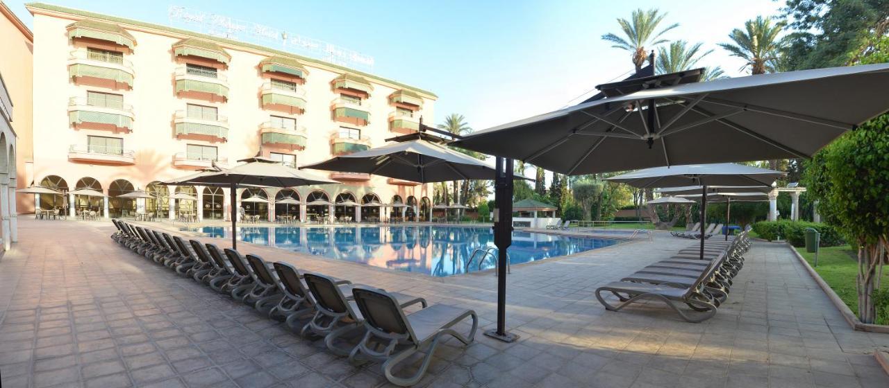 Royal Mirage Deluxe Otel Marakeş Dış mekan fotoğraf The pool at the hotel
